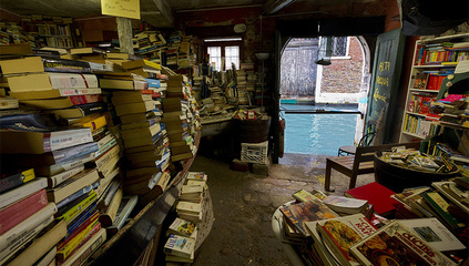 沉船书店 水城威尼斯的奇趣阅读秘境